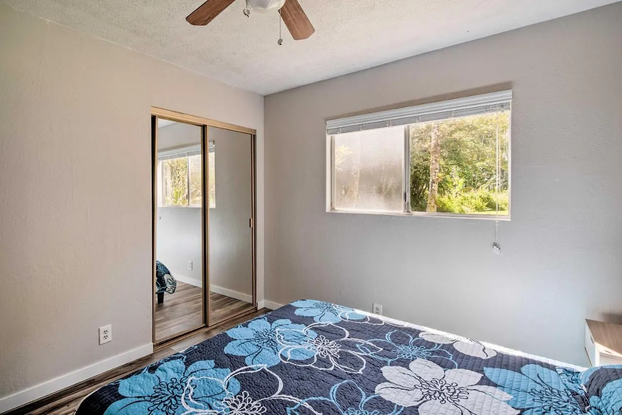 Сasa de vacaciones Villa Sunny Pahoa Retreat Snorkel, Hike And Shop!
